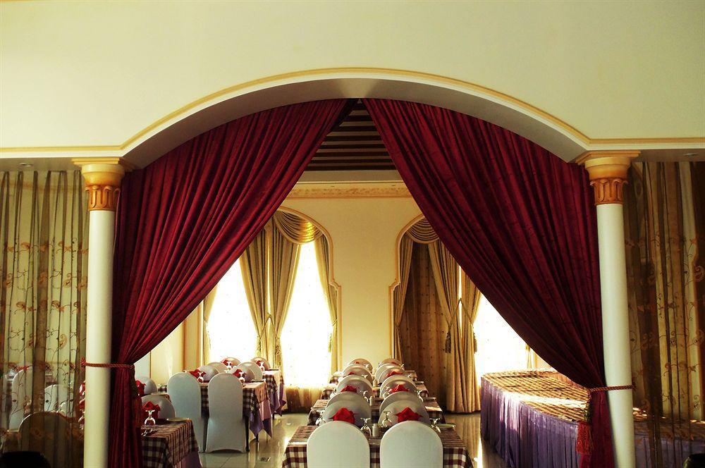 Al Maha Int Hotel Oman Muscat Restaurant foto