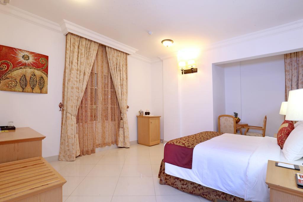 Al Maha Int Hotel Oman Muscat Exterior foto